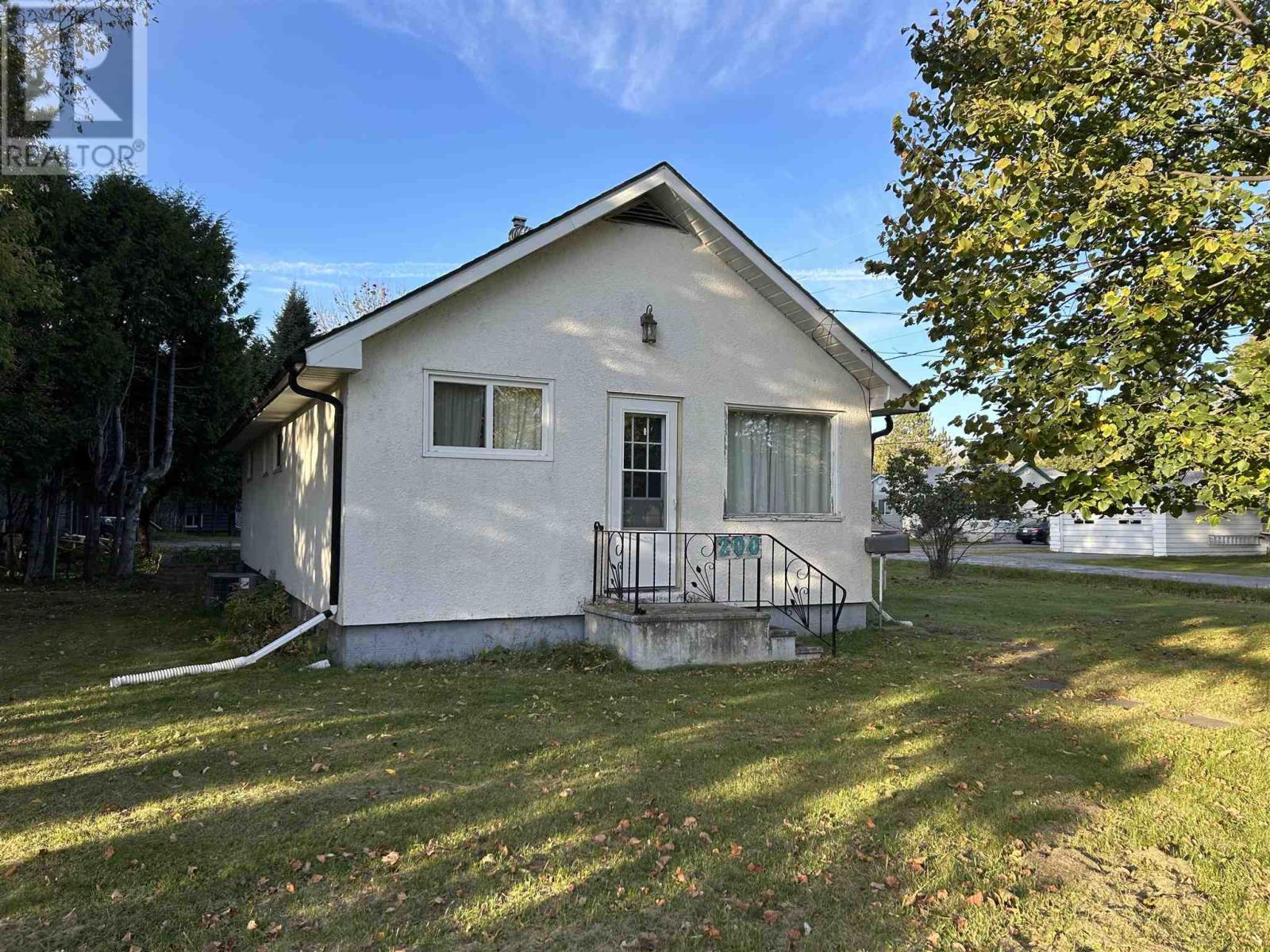 200 Sixth ST W, Fort Frances, Ontario