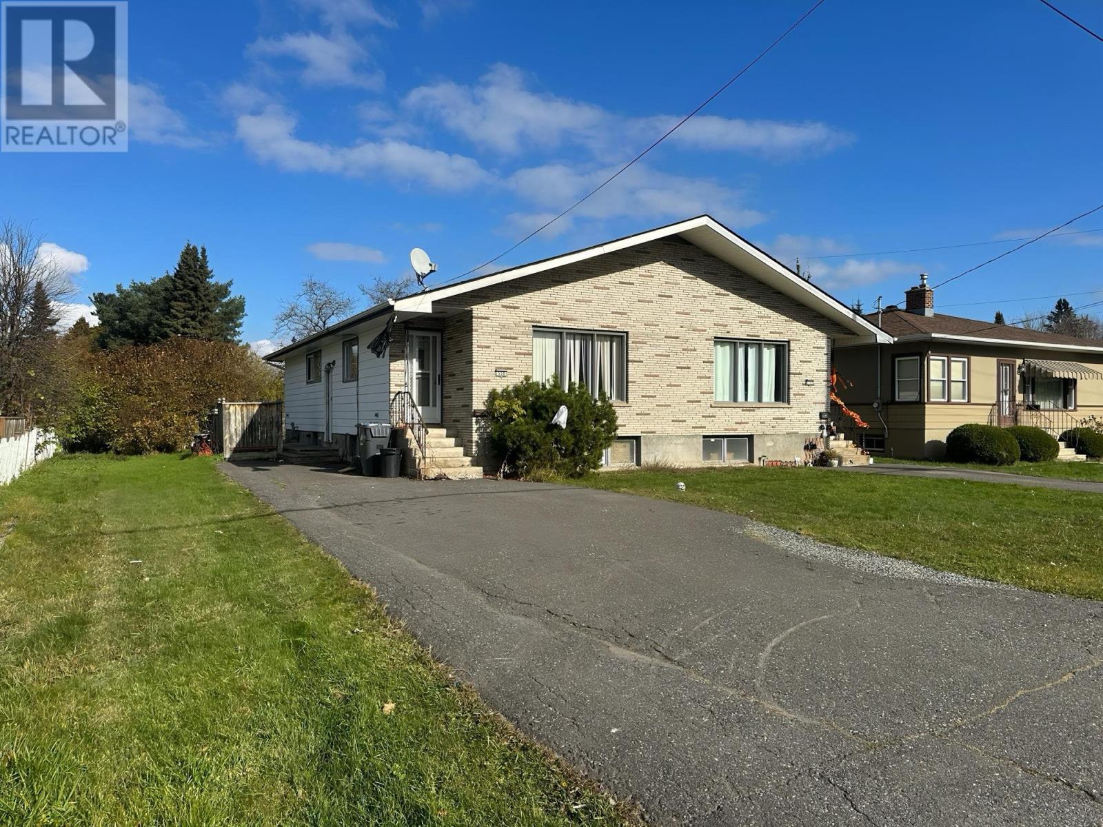 550-550a Dawson St, Thunder Bay, Ontario  P7A 3W5 - Photo 2 - TB253333