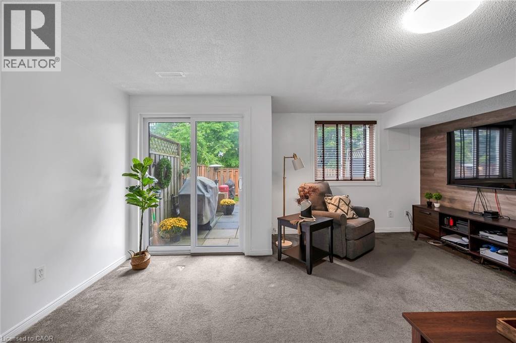 26 Moss Boulevard Unit# 19, Dundas, Ontario  L9H 6W7 - Photo 43 - 40773697