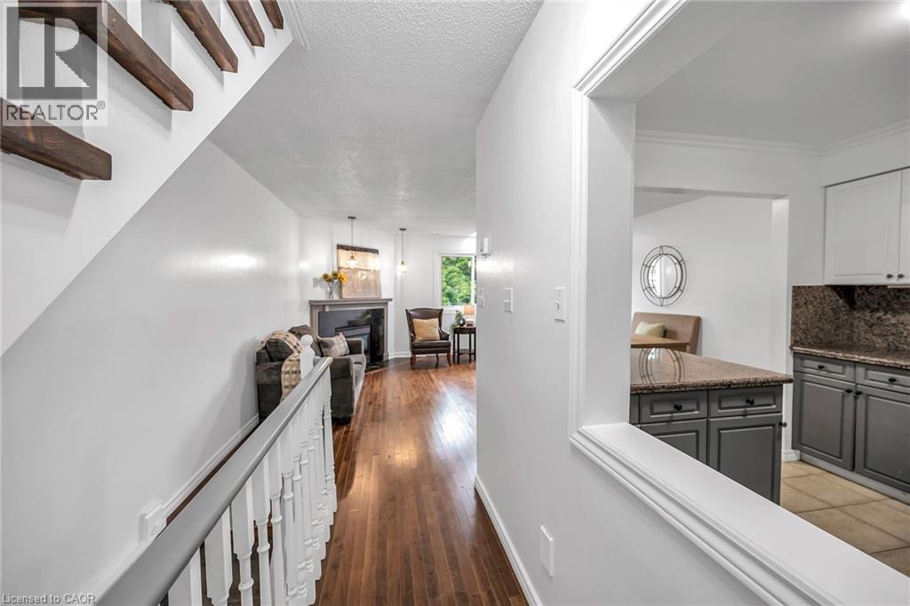 26 Moss Boulevard Unit# 19, Dundas, Ontario  L9H 6W7 - Photo 8 - 40773697