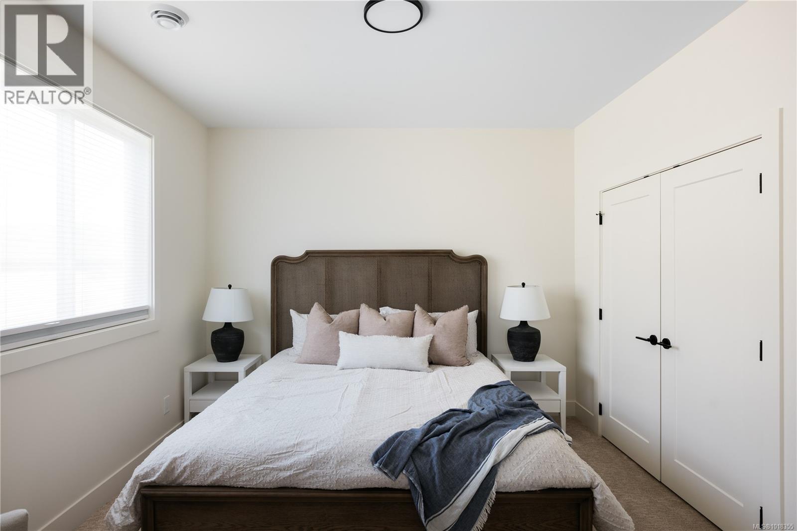 4 10145 Fifth St, Sidney, British Columbia  V8L 2X8 - Photo 18 - 1018355