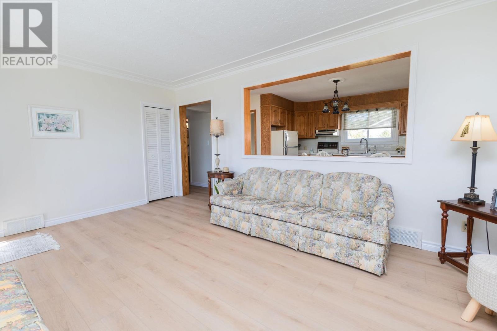 134 Ruth St, Sault Ste. Marie, Ontario  P6C 2E7 - Photo 12 - SM252718