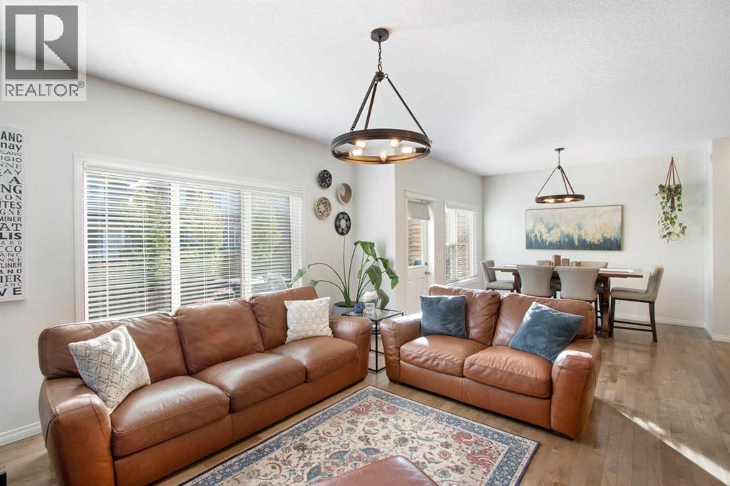 68 Thoroughbred Boulevard, Cochrane, Alberta  T4C 0X2 - Photo 12 - A2267426