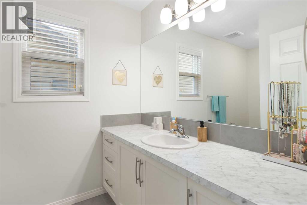 68 Thoroughbred Boulevard, Cochrane, Alberta  T4C 0X2 - Photo 31 - A2267426