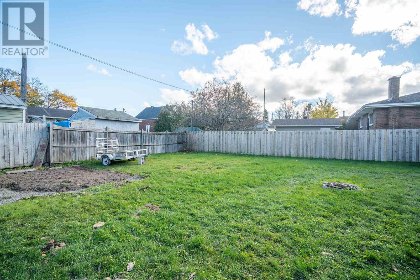 312 Whitney Ave, Sault Ste. Marie, Ontario  P6C 5M1 - Photo 26 - SM253111