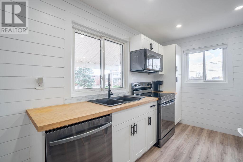 138 Churchill Ave, Sault Ste. Marie, Ontario  P6C 2P9 - Photo 21 - SM253104