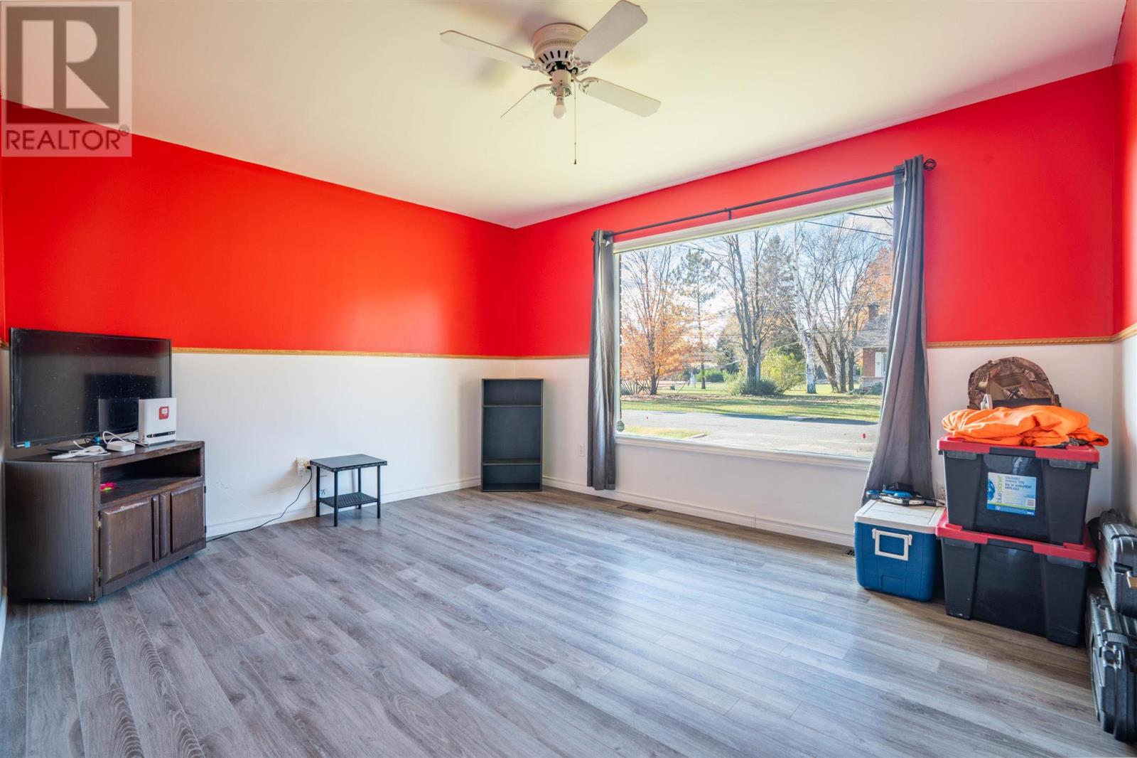 312 Whitney Ave, Sault Ste. Marie, Ontario  P6C 5M1 - Photo 7 - SM253111