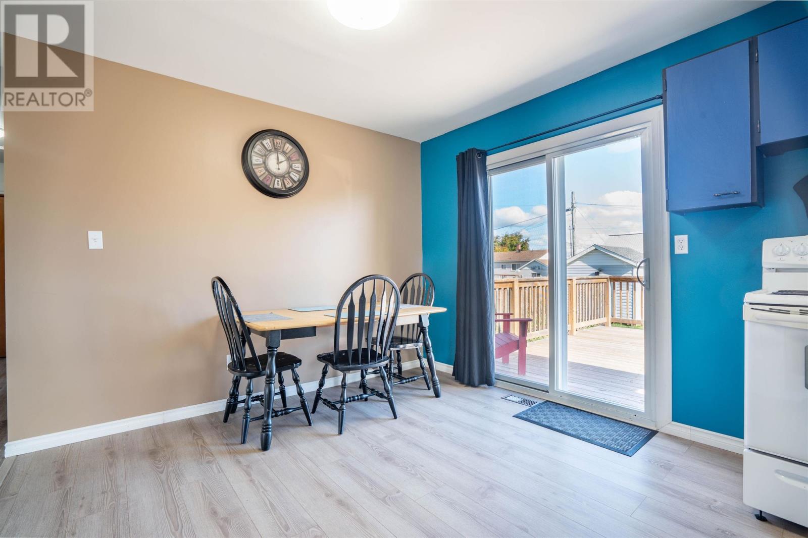 312 Whitney Ave, Sault Ste. Marie, Ontario  P6C 5M1 - Photo 5 - SM253111