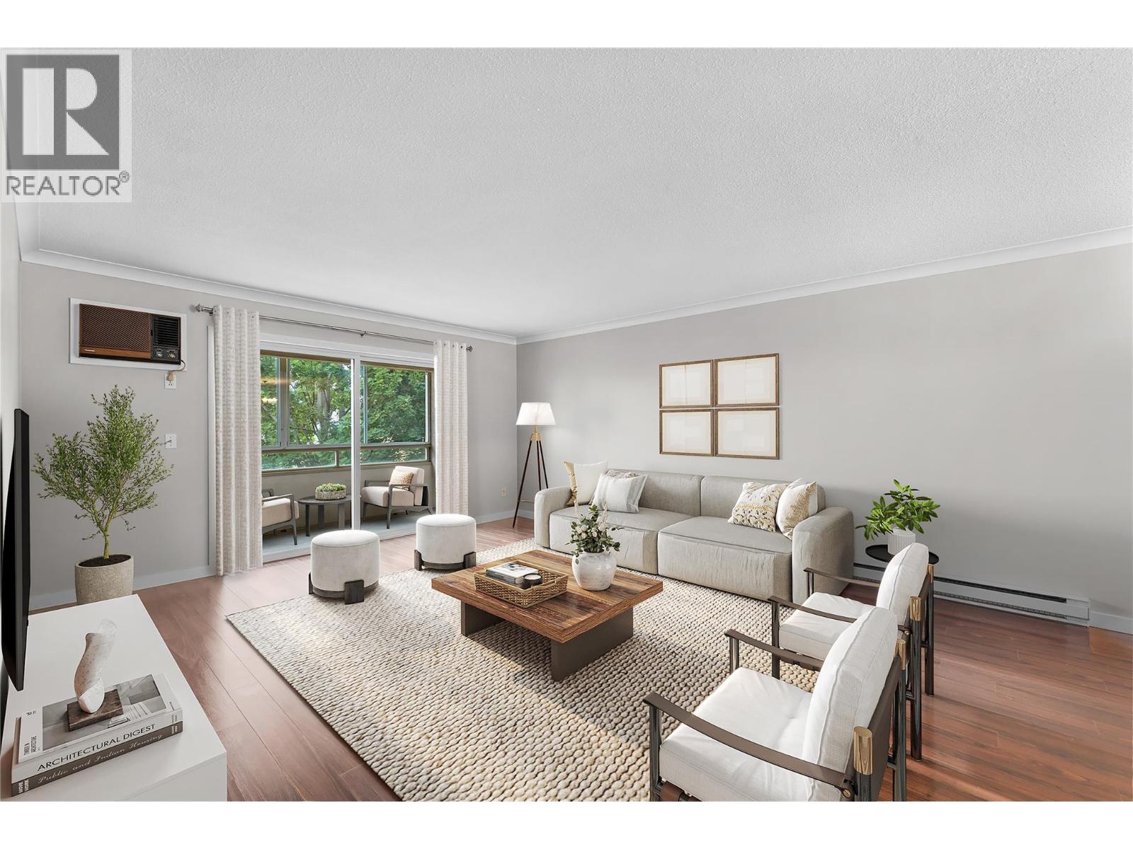 255 Aurora Crescent Unit# 210, kelowna, British Columbia