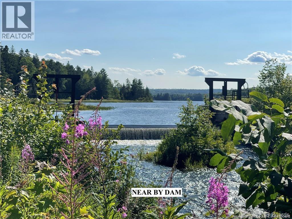 49 Lake Road, South Oromocto Lake, New Brunswick  E5L 2S7 - Photo 11 - NB129082