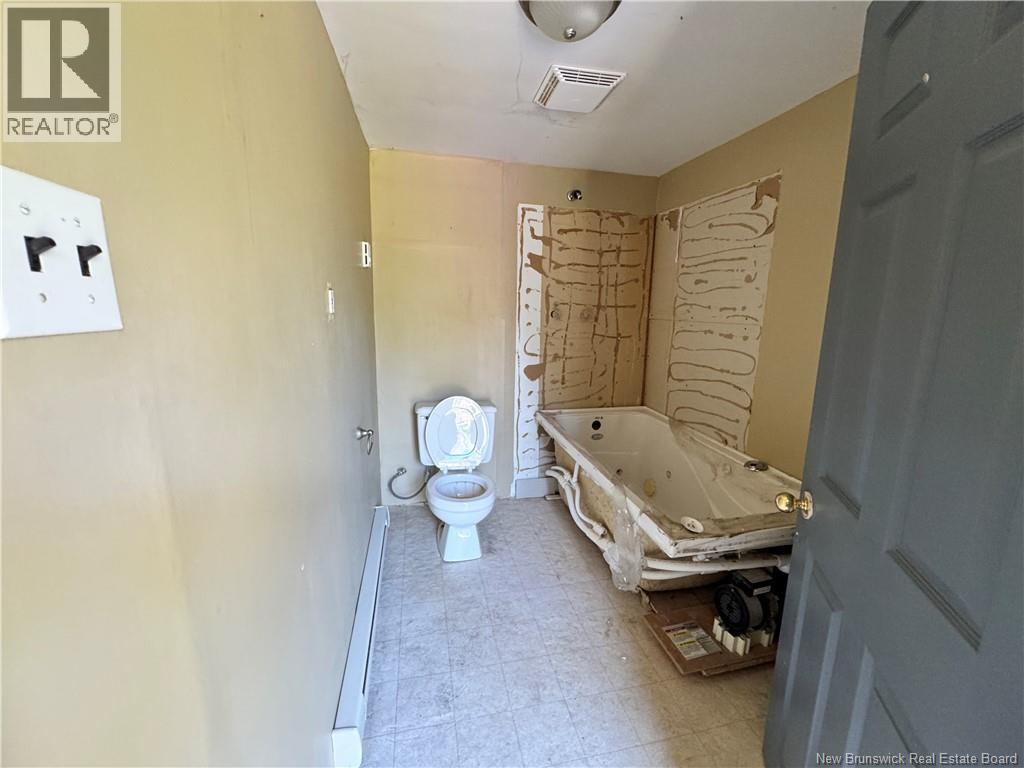 49 Lake Road, South Oromocto Lake, New Brunswick  E5L 2S7 - Photo 7 - NB129082