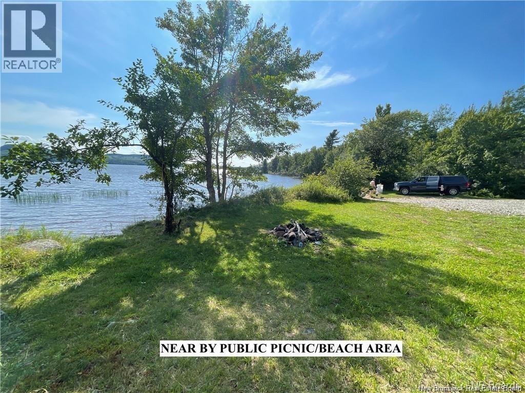 49 Lake Road, South Oromocto Lake, New Brunswick  E5L 2S7 - Photo 13 - NB129082