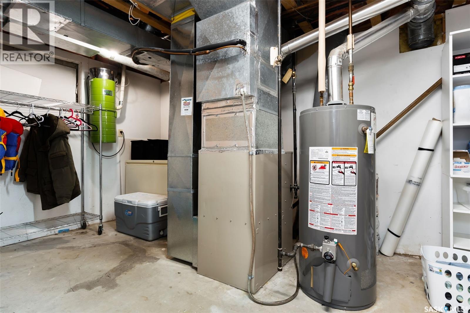 238 Hector Crescent N, Regina, Saskatchewan  S4Y 1C6 - Photo 33 - SK021862