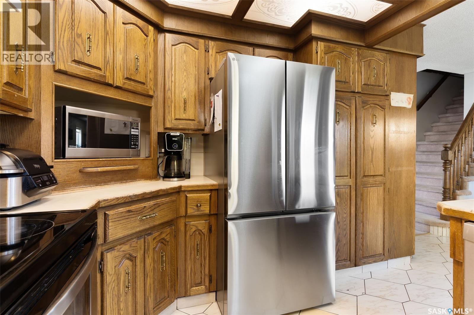 238 Hector Crescent N, Regina, Saskatchewan  S4Y 1C6 - Photo 9 - SK021862