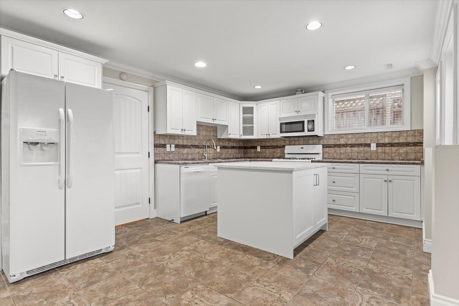 6550 Lavender Place, Sardis South, Chilliwack, British Columbia  V2R 0H5 - Photo 27 - R3039429