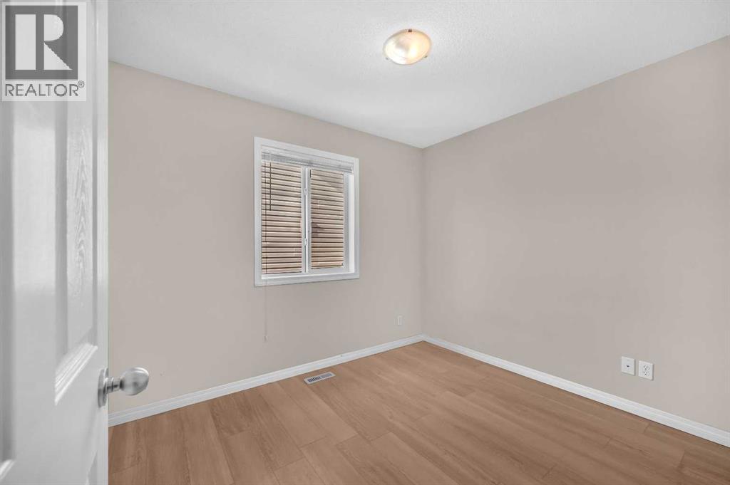 231 Saddlebrook Way Ne, Calgary, Alberta  T3J 0B5 - Photo 10 - A2266900