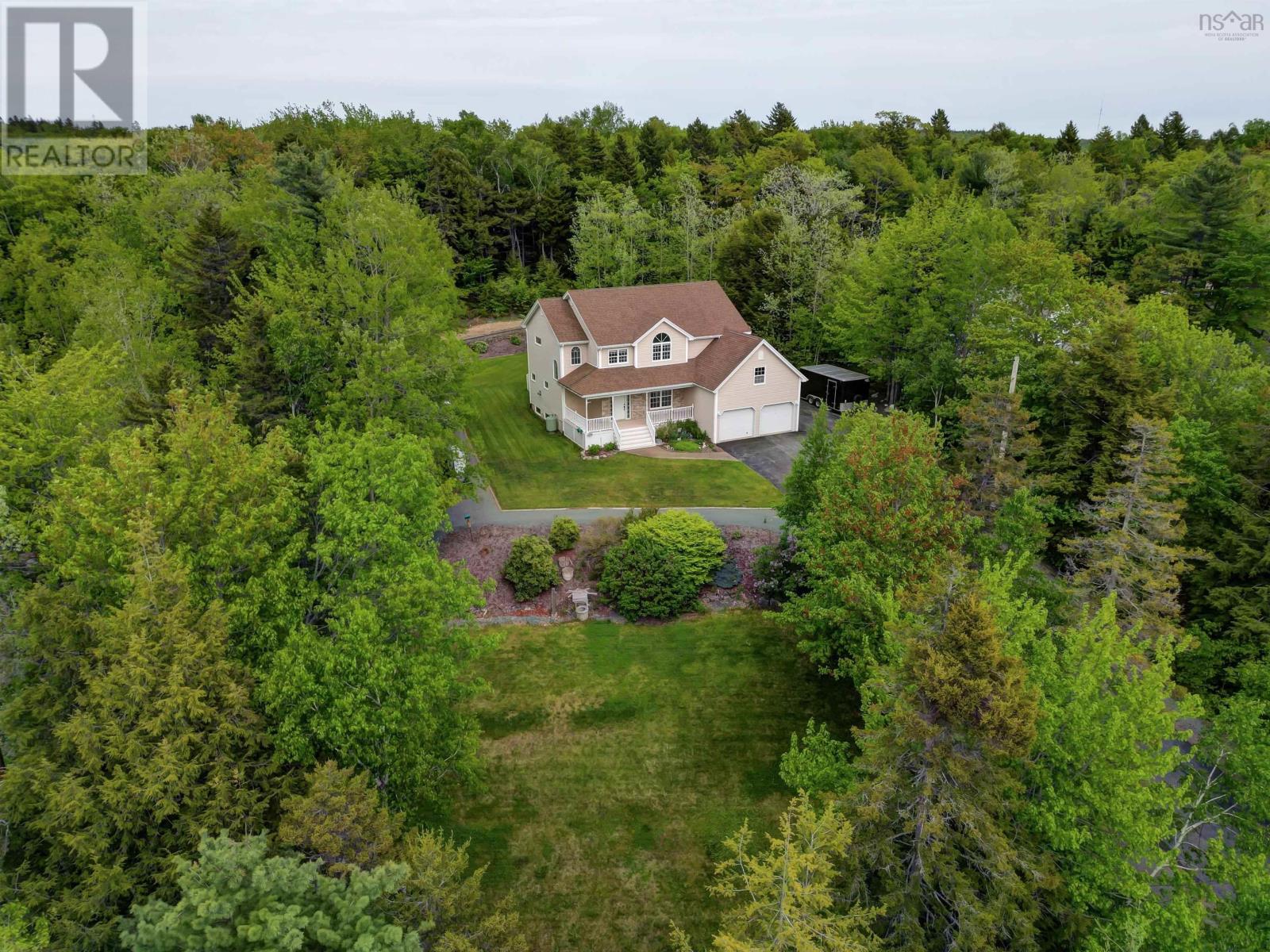 94 Ingram Drive, Fall River, Nova Scotia  B2T 1A4 - Photo 2 - 202523406