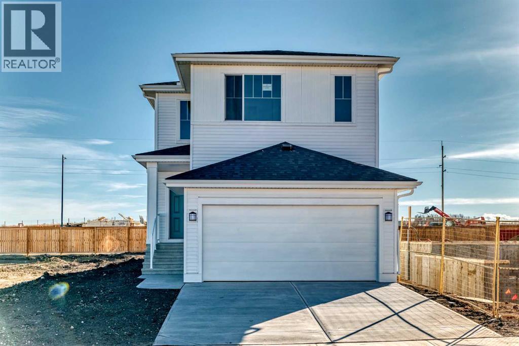 81 Southborough Square, Cochrane, Alberta  T4C 3J7 - Photo 1 - A2260500