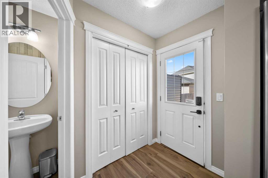 1218 Kings Heights Way Se, Airdrie, Alberta  T4A 0M5 - Photo 12 - A2261738