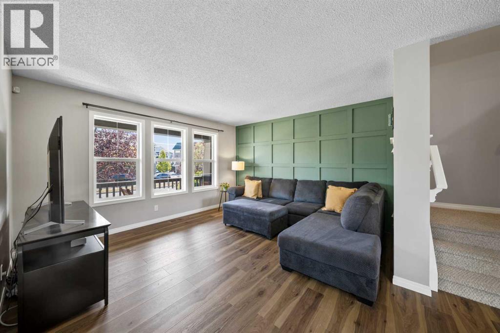 1218 Kings Heights Way Se, Airdrie, Alberta  T4A 0M5 - Photo 4 - A2261738