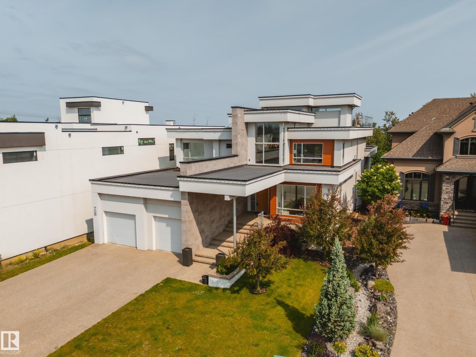 705 Howatt Dr Sw, Edmonton, Alberta  T6W 3K3 - Photo 3 - E4460391