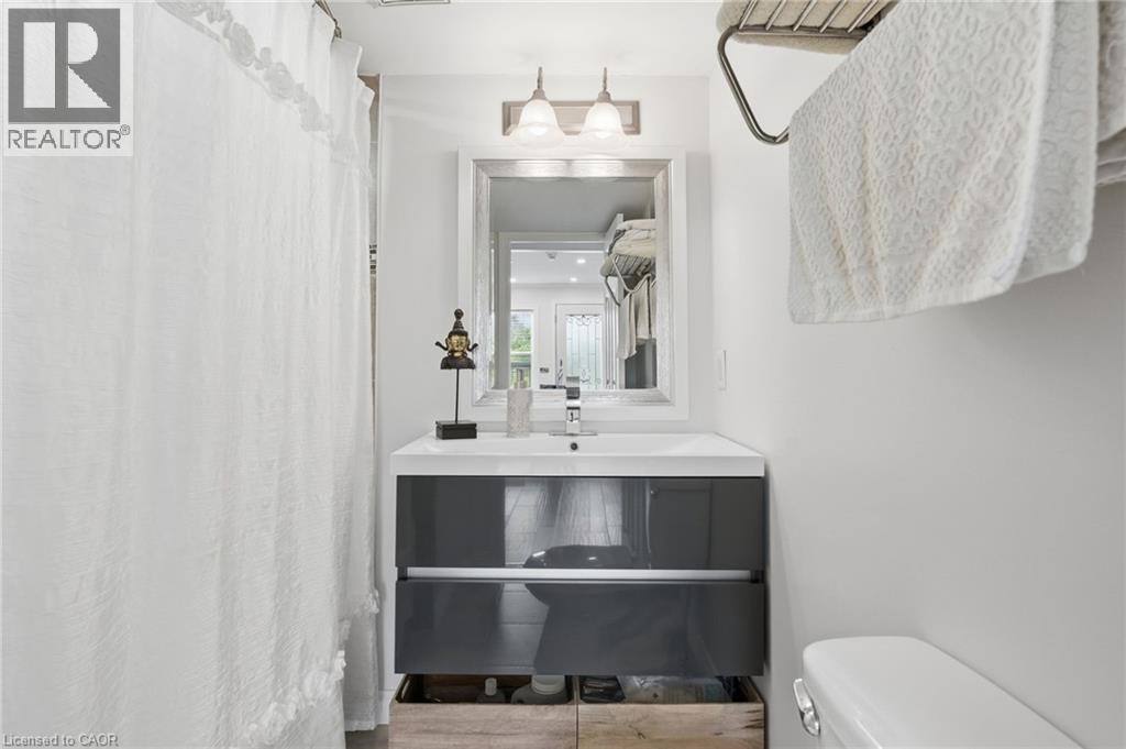 564 Walmer Road, Hamilton, Ontario  L8H 3E7 - Photo 11 - 40784063