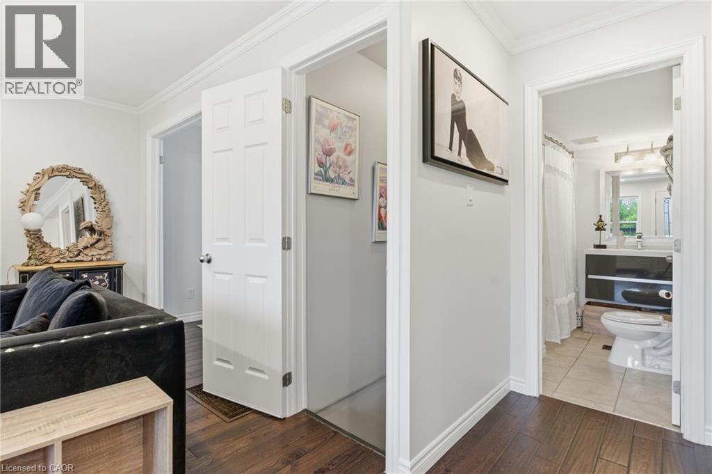 564 Walmer Road, Hamilton, Ontario  L8H 3E7 - Photo 15 - 40784063