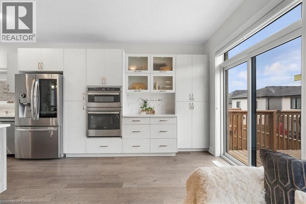 657 Benninger Drive, Kitchener, Ontario  N2E 0J2 - Photo 13 - 40782560