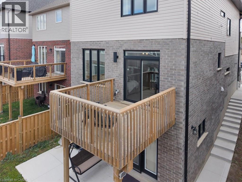 657 Benninger Drive, Kitchener, Ontario  N2E 0J2 - Photo 18 - 40782560