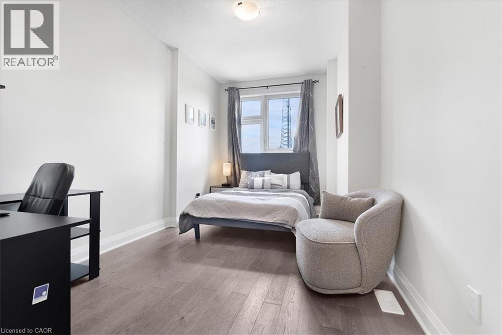 657 Benninger Drive, Kitchener, Ontario  N2E 0J2 - Photo 33 - 40782560