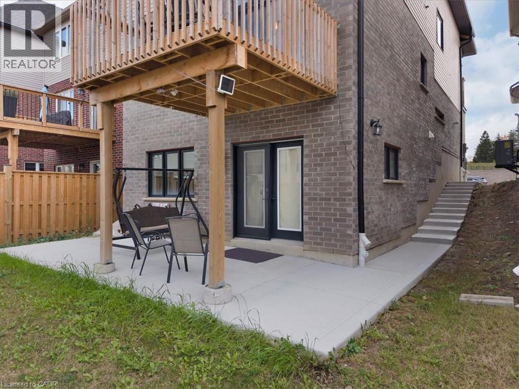 657 Benninger Drive, Kitchener, Ontario  N2E 0J2 - Photo 43 - 40782560