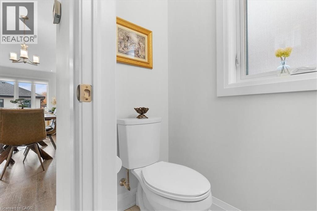 657 Benninger Drive, Kitchener, Ontario  N2E 0J2 - Photo 6 - 40782560