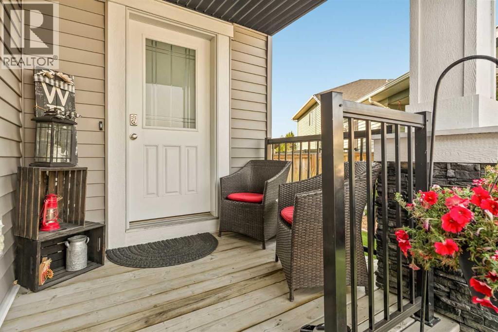 151 Kingsbridge Road Se, Airdrie, Alberta  T4A 0M2 - Photo 2 - A2260995