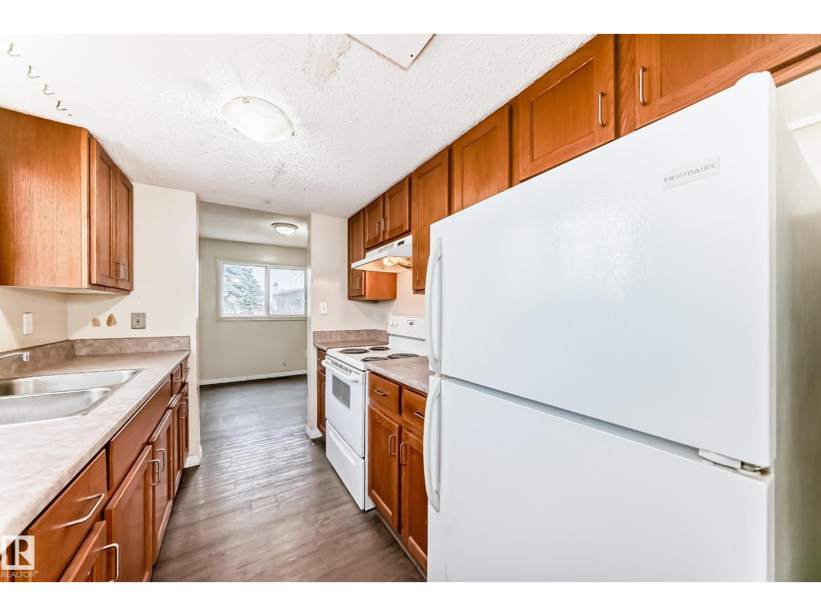 12607 161 Av Nw, Edmonton, Alberta  T5X 4W7 - Photo 7 - E4463892