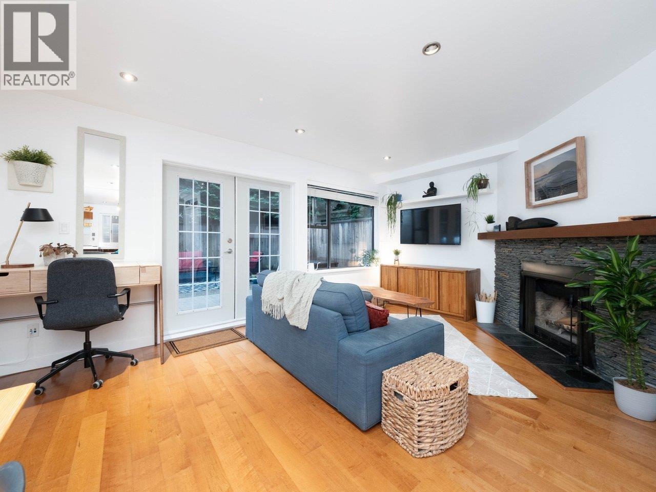 9 2151 Banbury Road, North Vancouver, British Columbia  V7G 1W7 - Photo 2 - R3062912