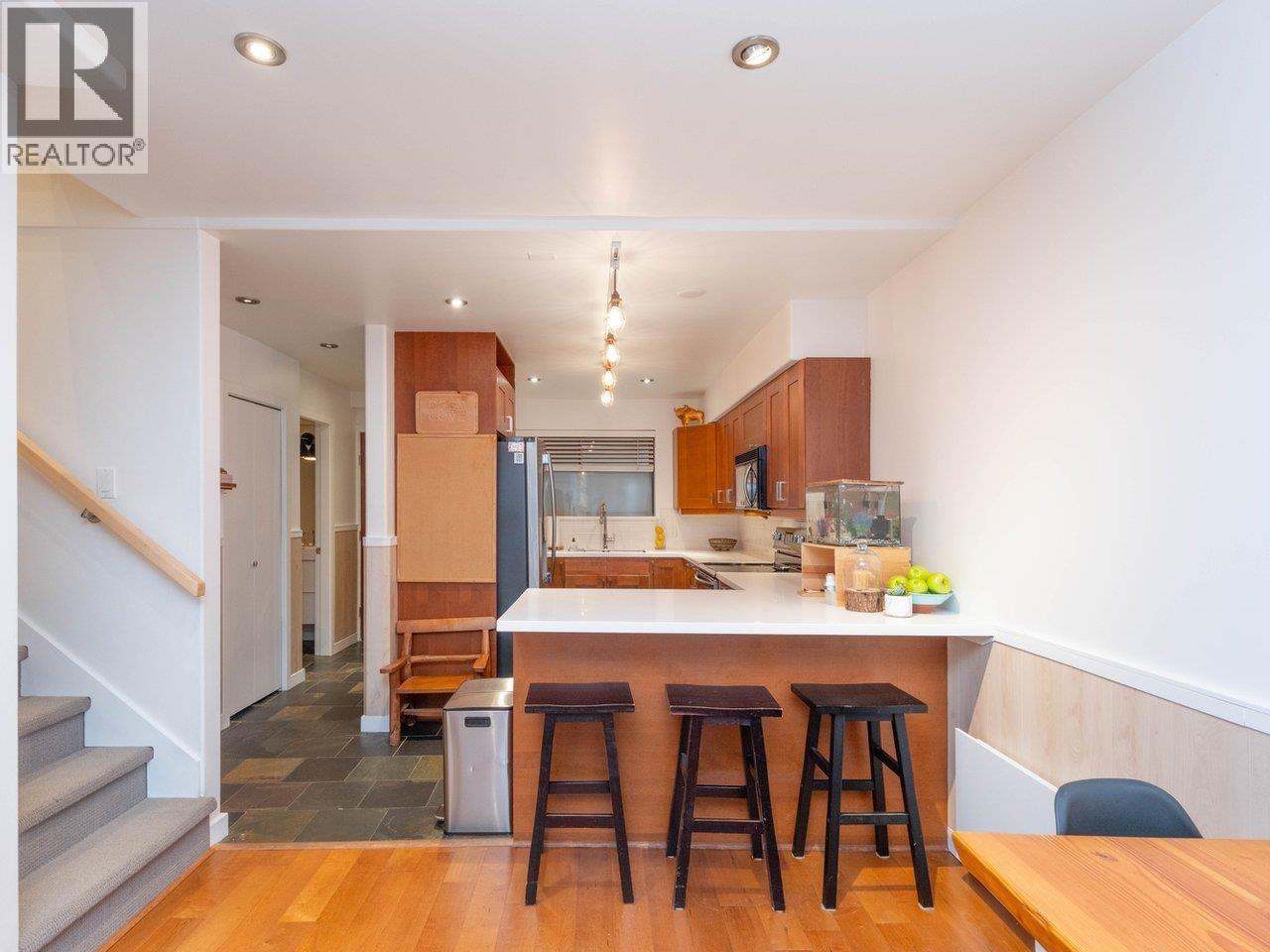 9 2151 Banbury Road, North Vancouver, British Columbia  V7G 1W7 - Photo 8 - R3062912