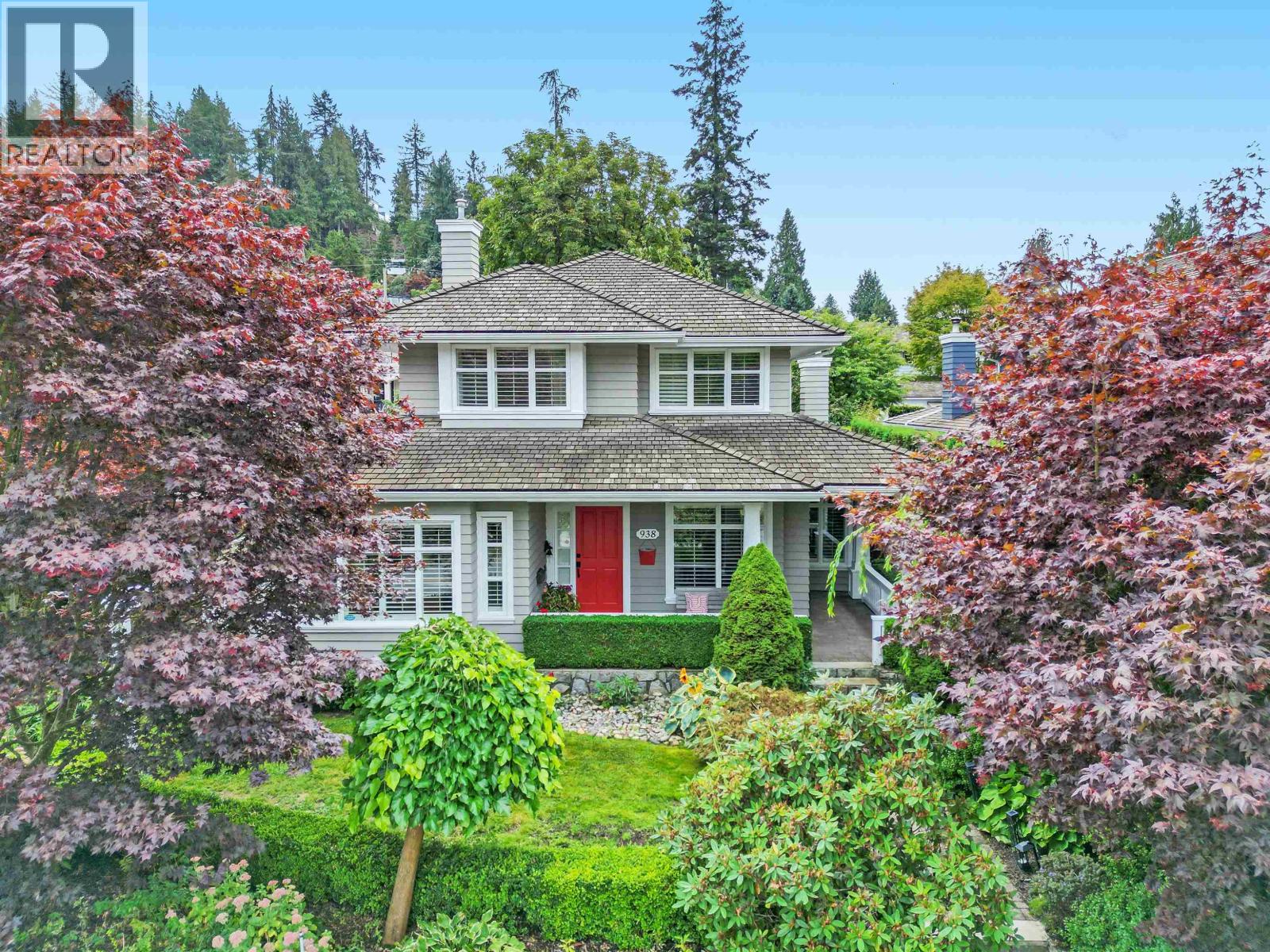 938 Kings Avenue, West Vancouver, British Columbia  V7T 2B7 - Photo 2 - R3062932