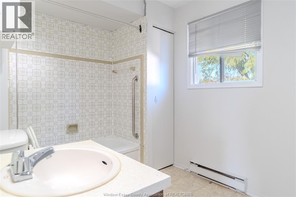 8225 Gateside Place, Windsor, Ontario  N8S 4N7 - Photo 19 - 25027490