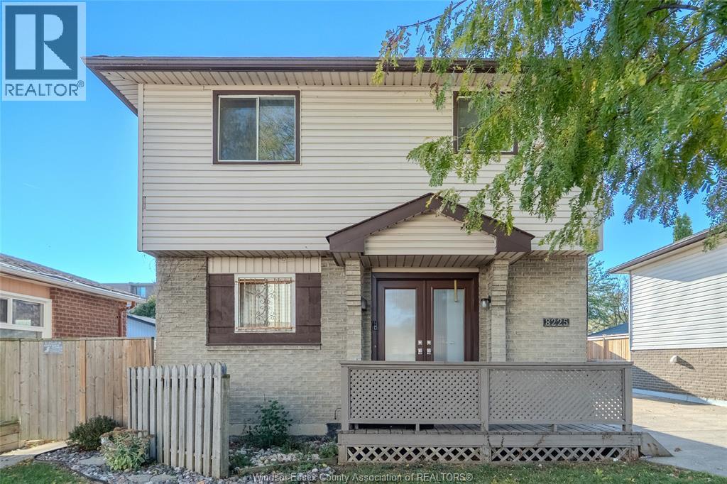 8225 Gateside Place, Windsor, Ontario  N8S 4N7 - Photo 2 - 25027490