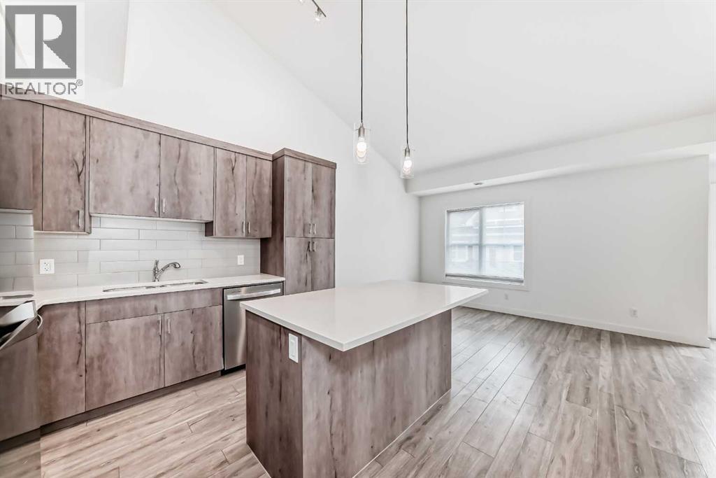 645 Cranbrook Walk Se, Calgary, Alberta  T3M 2V5 - Photo 4 - A2249053