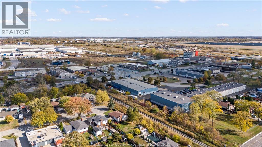 3215 Jefferson Unit# 100, Windsor, Ontario  N8T 2W7 - Photo 27 - 25027487