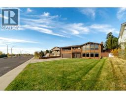 1284 Parkview Drive NE Northeast Crescent Heights