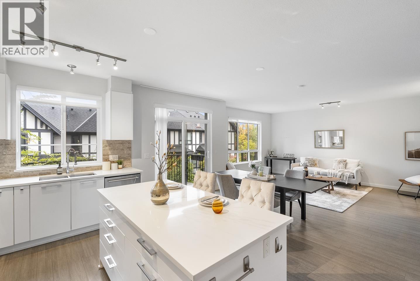 153 3500 Burke Village Promenade, Coquitlam, British Columbia  V3E 0N2 - Photo 7 - R3062814