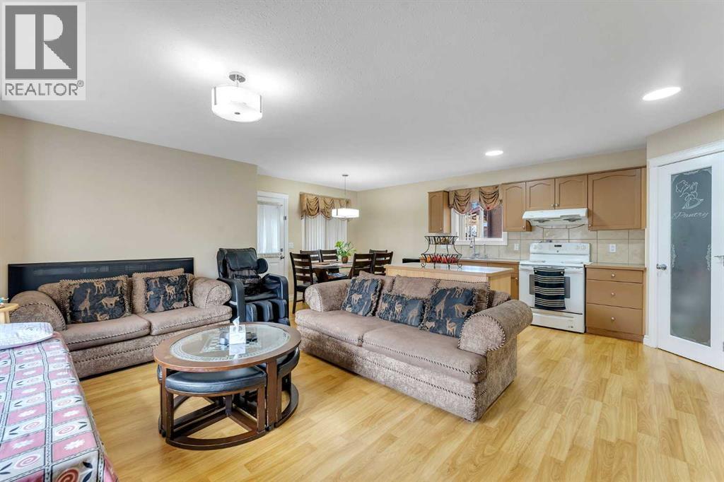 197 Tarawood Place Ne, Calgary, Alberta  T3J 5B4 - Photo 8 - A2267619