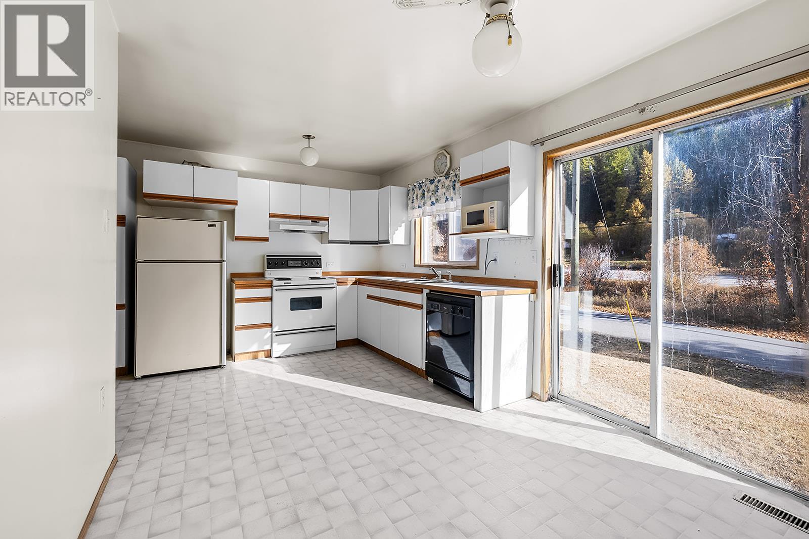 1409 Carney Road, Kimberley, British Columbia V1A 3M7 - Photo 25 - 10366578