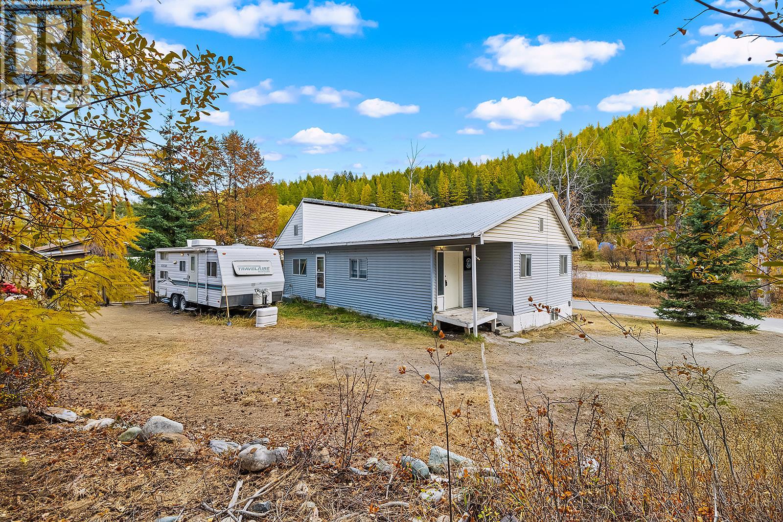 1409 Carney Road, Kimberley, British Columbia V1A 3M7 - Photo 2 - 10366578