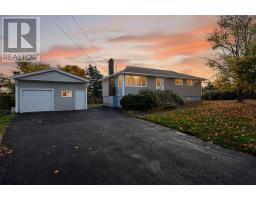 129-135 Country Road, Bay Roberts, Newfoundland & Labrador