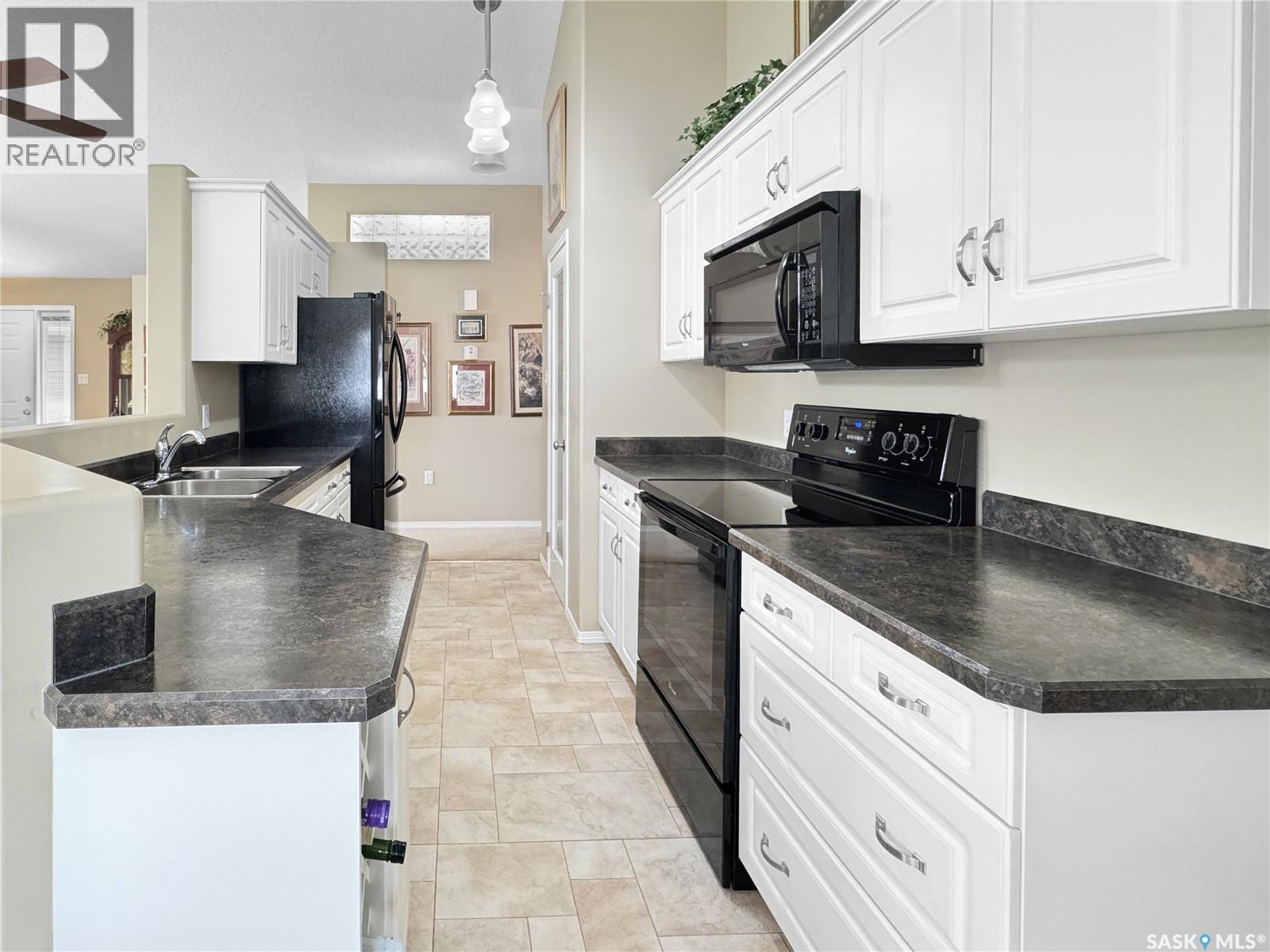 6 Wren Court, North Battleford, Saskatchewan  S9A 3Z3 - Photo 9 - SK019736