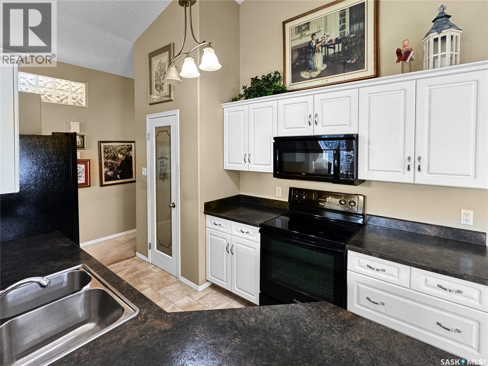 6 Wren Court, North Battleford, Saskatchewan  S9A 3Z3 - Photo 7 - SK019736