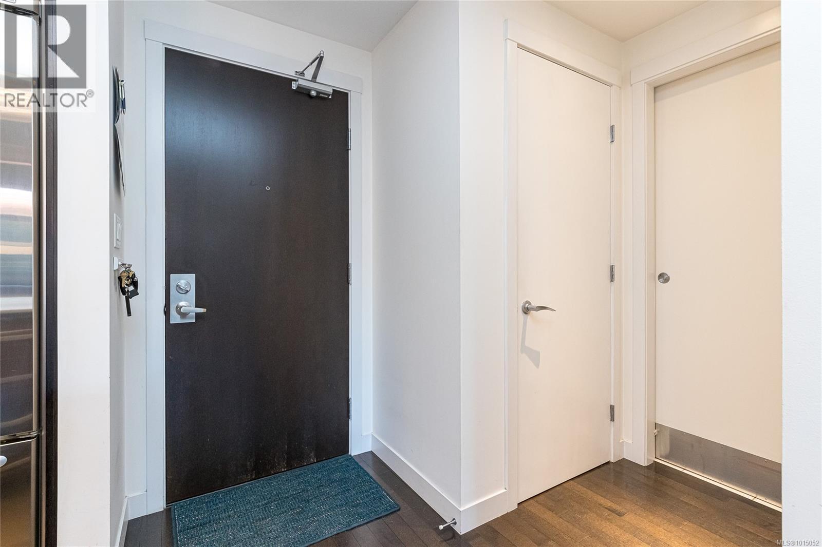 214 999 Burdett Ave, Victoria, British Columbia  V8S 1G6 - Photo 6 - 1015052